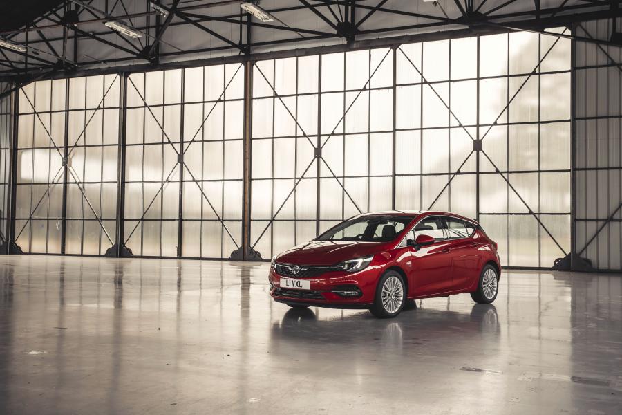  Vauxhall Astra 2019 года  (фото 17 из 40)